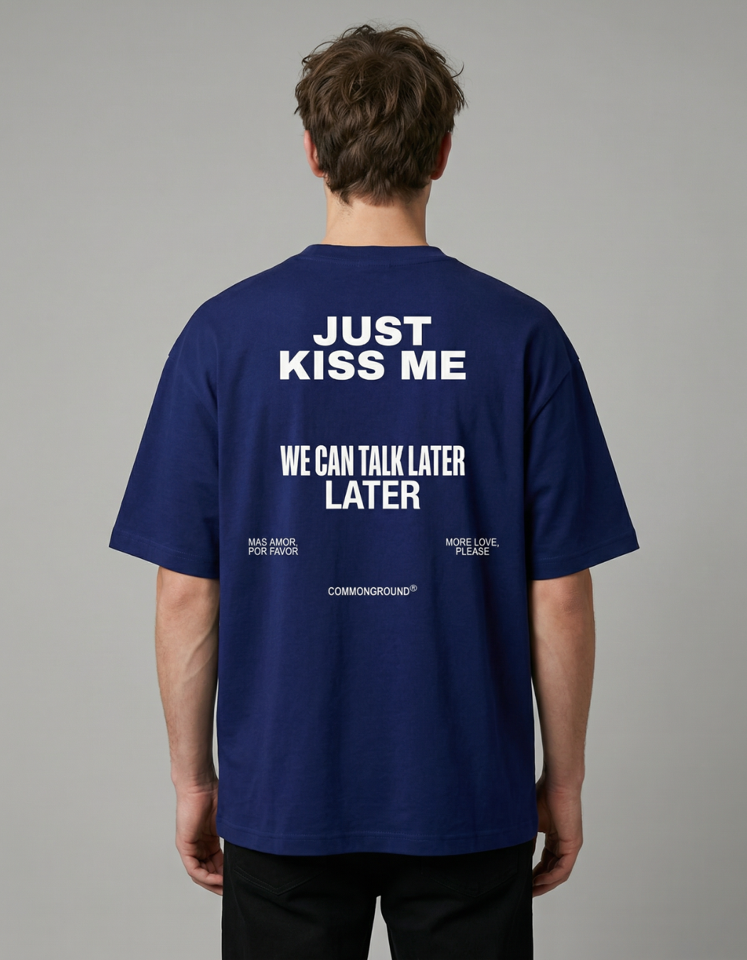 KISS ME OVERSIZED T-SHIRT