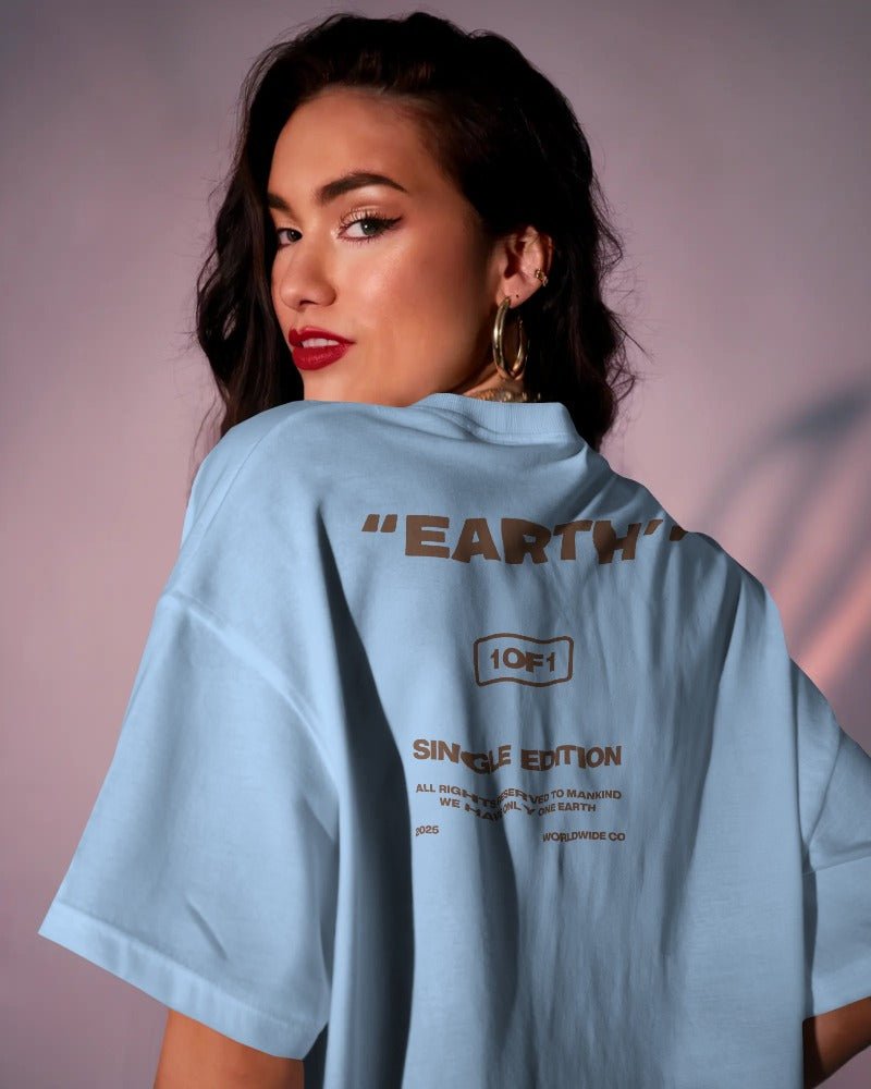 EARTH OVERSIZED T-SHIRT